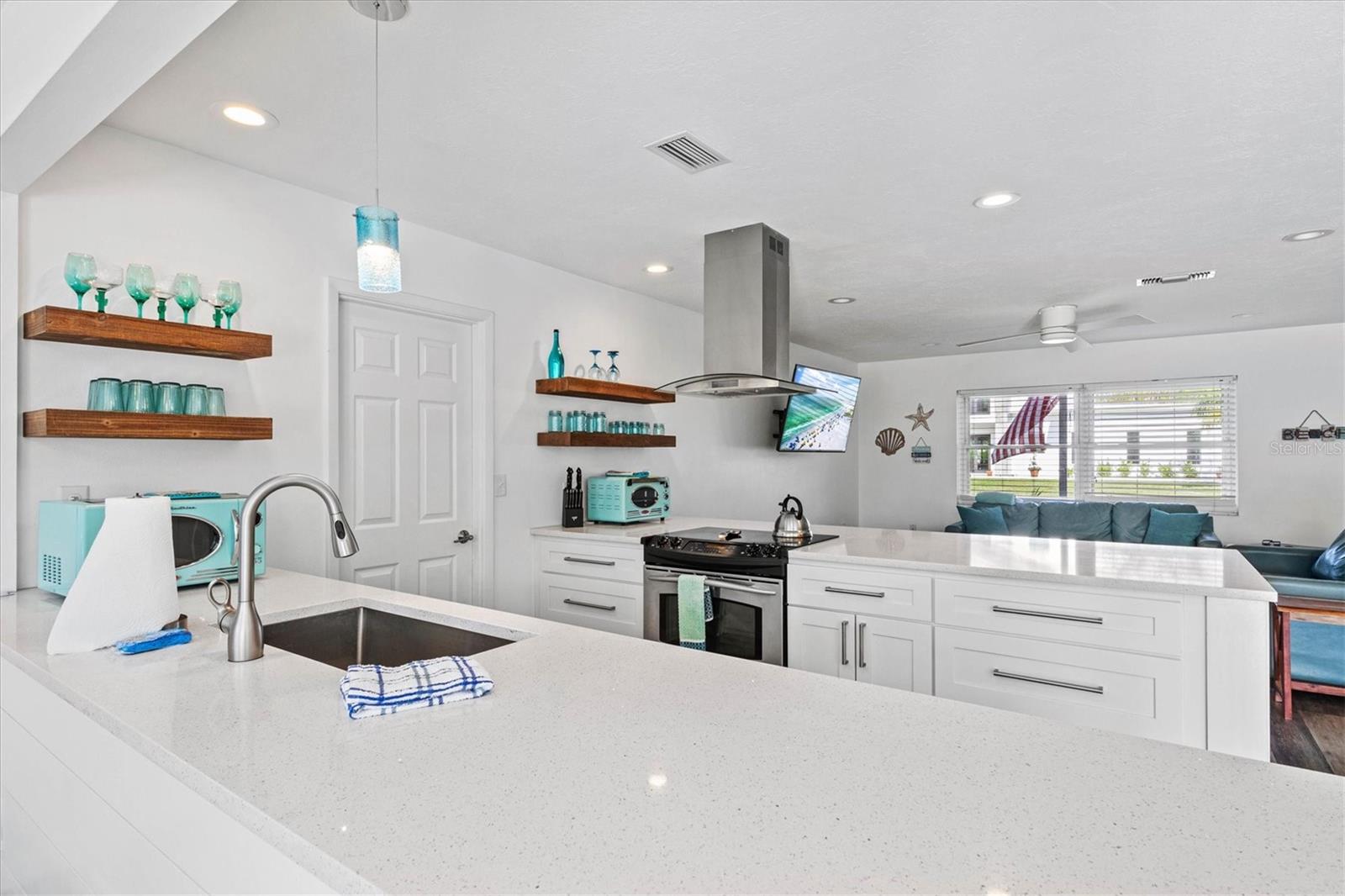 2572 JEFFERSON CIR, SARASOTA, FL, 34239