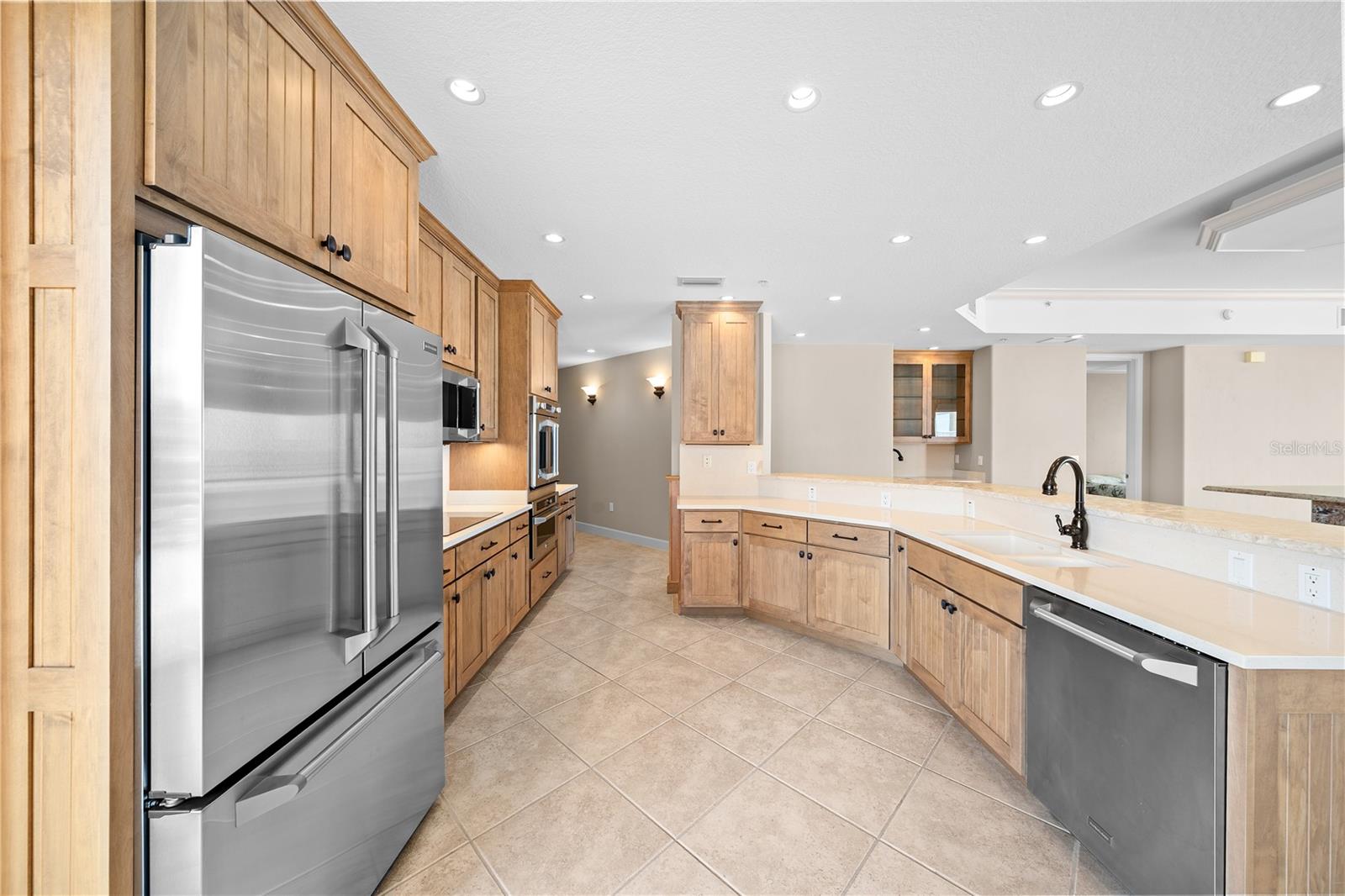 2855 S ATLANTIC AVE #201, DAYTONA BEACH, FL, 32118