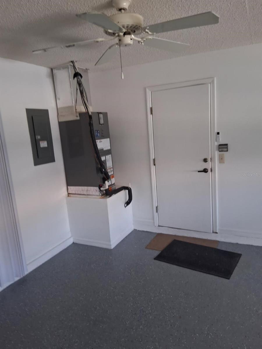 2501 LONIGAN PL, SUN CITY CENTER, FL, 33573