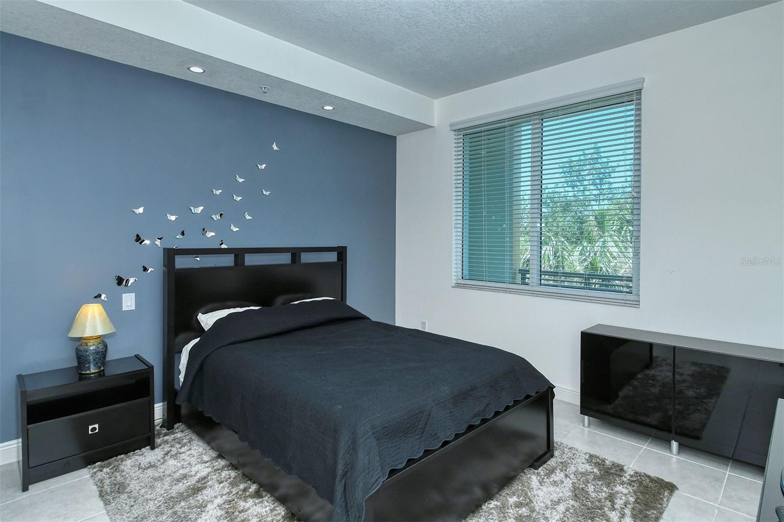 800 N TAMIAMI TRL #203, SARASOTA, FL, 34236