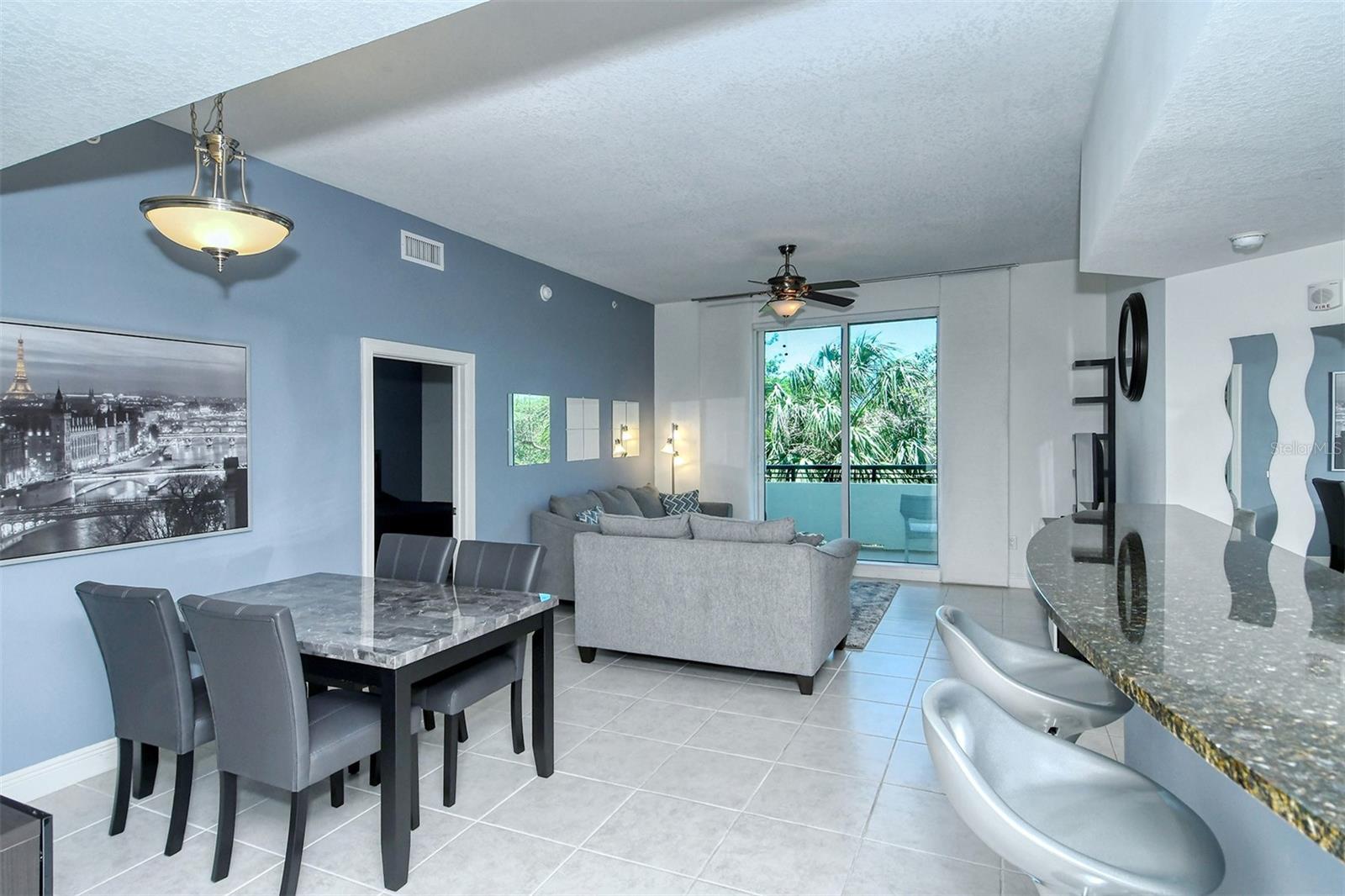 800 N TAMIAMI TRL #203, SARASOTA, FL, 34236