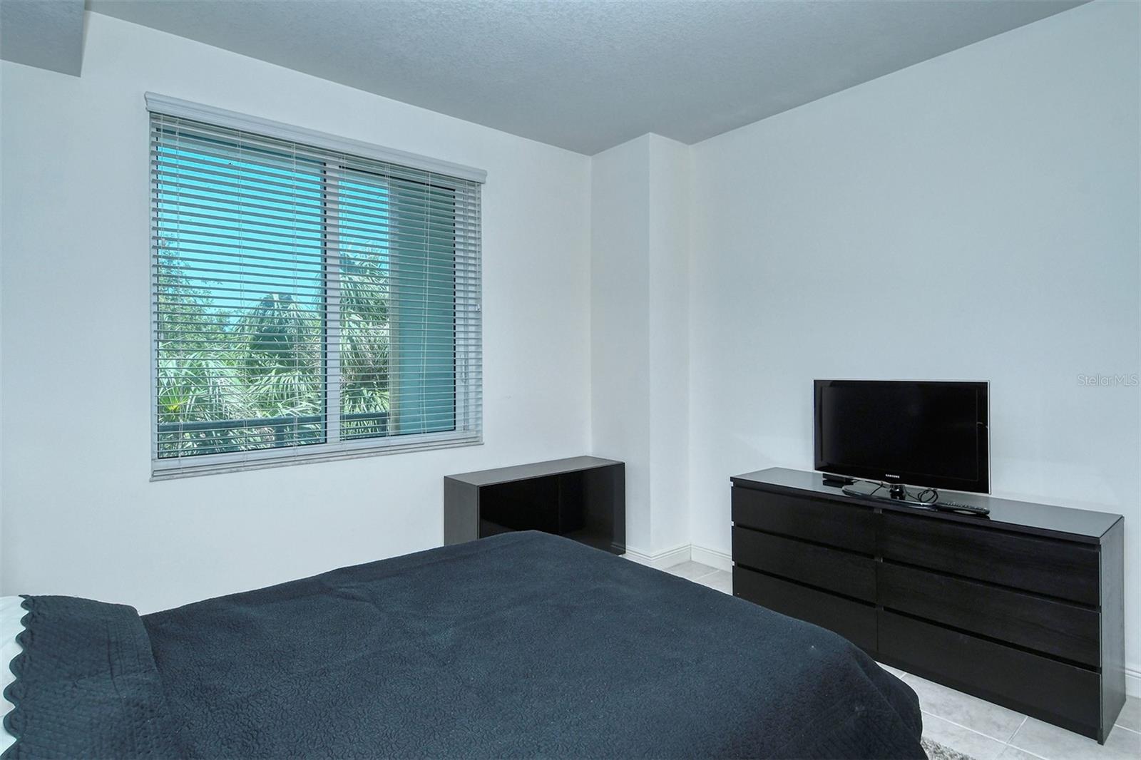 800 N TAMIAMI TRL #203, SARASOTA, FL, 34236