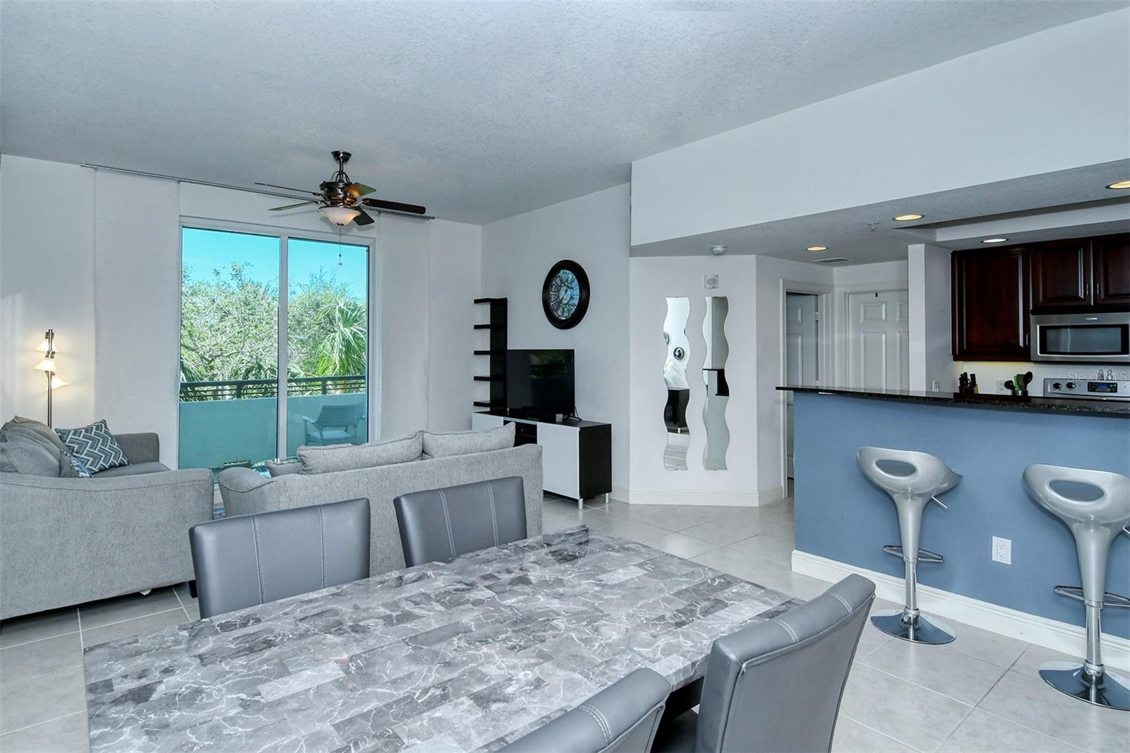 800 N TAMIAMI TRL #203, SARASOTA, FL, 34236