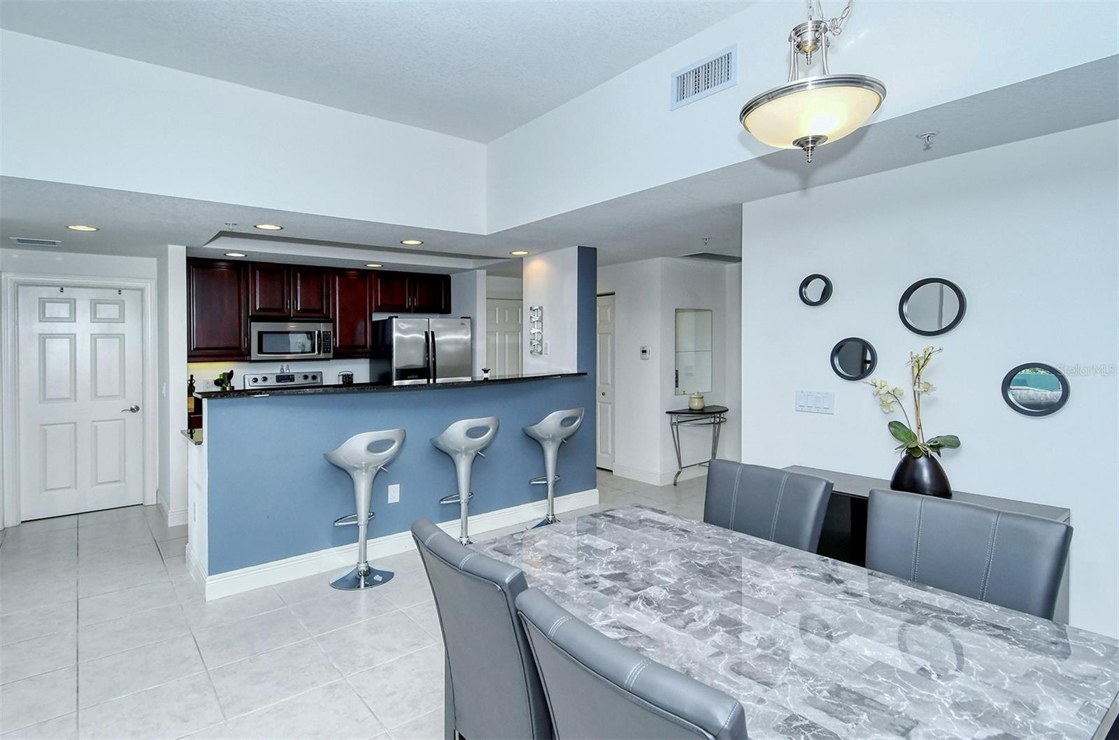 800 N TAMIAMI TRL #203, SARASOTA, FL, 34236