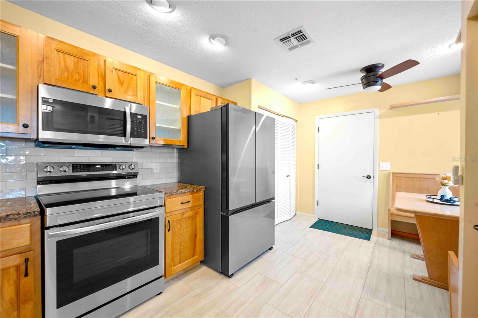 641 MAPLE OAK. CIR #101, ALTAMONTE SPRINGS, FL, 32701