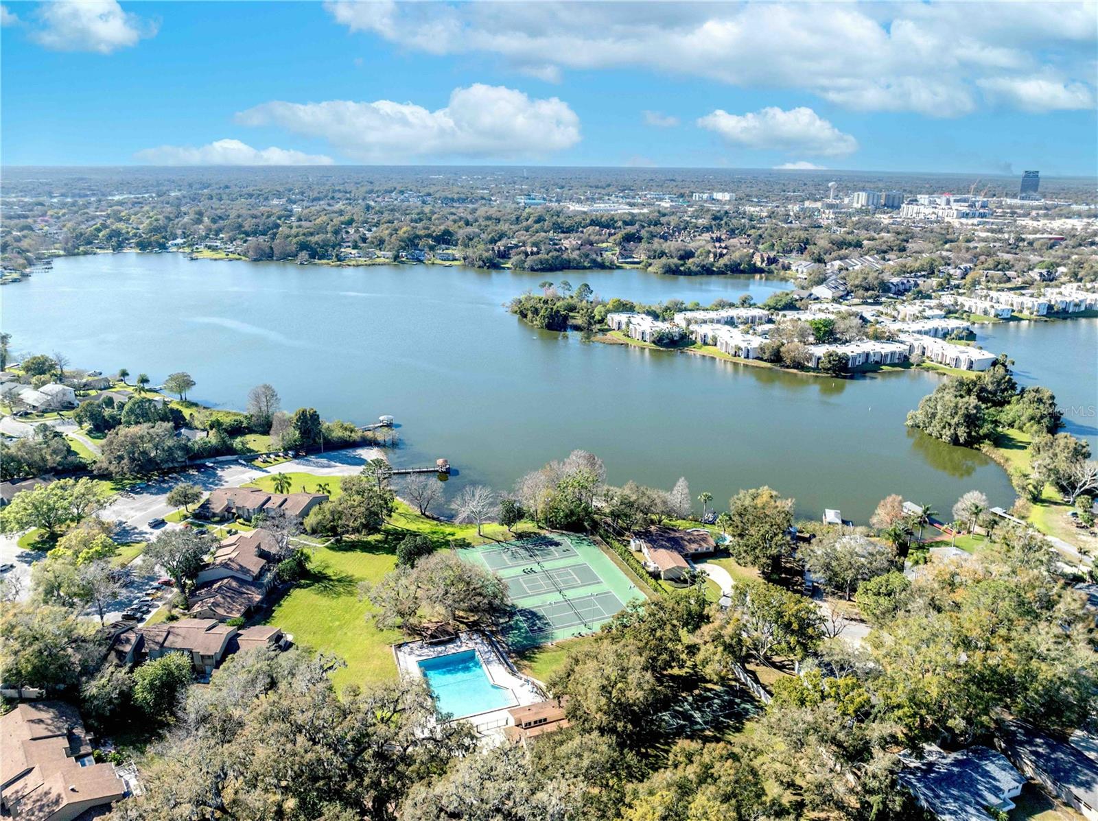 641 MAPLE OAK. CIR #101, ALTAMONTE SPRINGS, FL, 32701