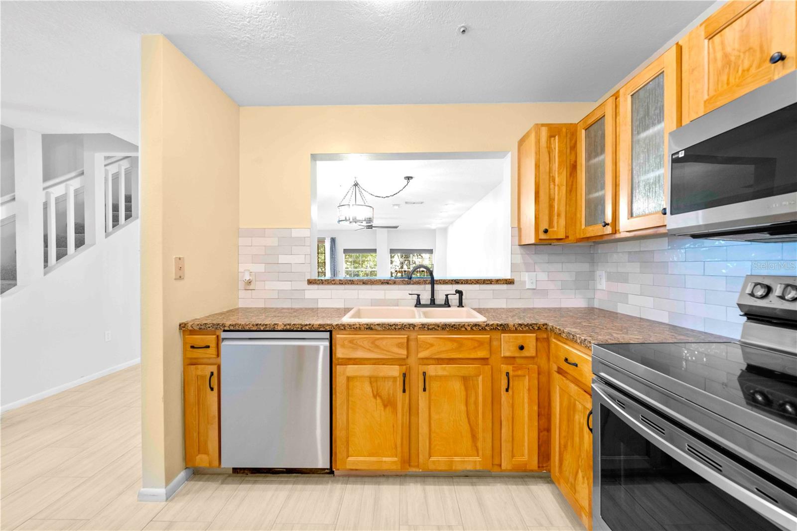 641 MAPLE OAK. CIR #101, ALTAMONTE SPRINGS, FL, 32701