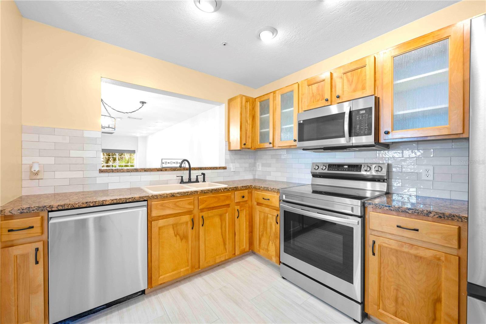 641 MAPLE OAK. CIR #101, ALTAMONTE SPRINGS, FL, 32701