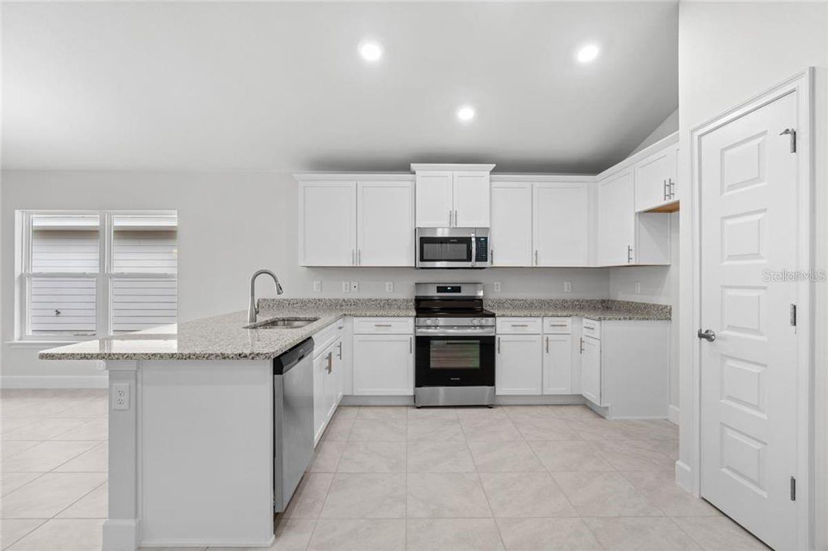 15 BIRCHWOOD DR, PALM COAST, FL, 32137