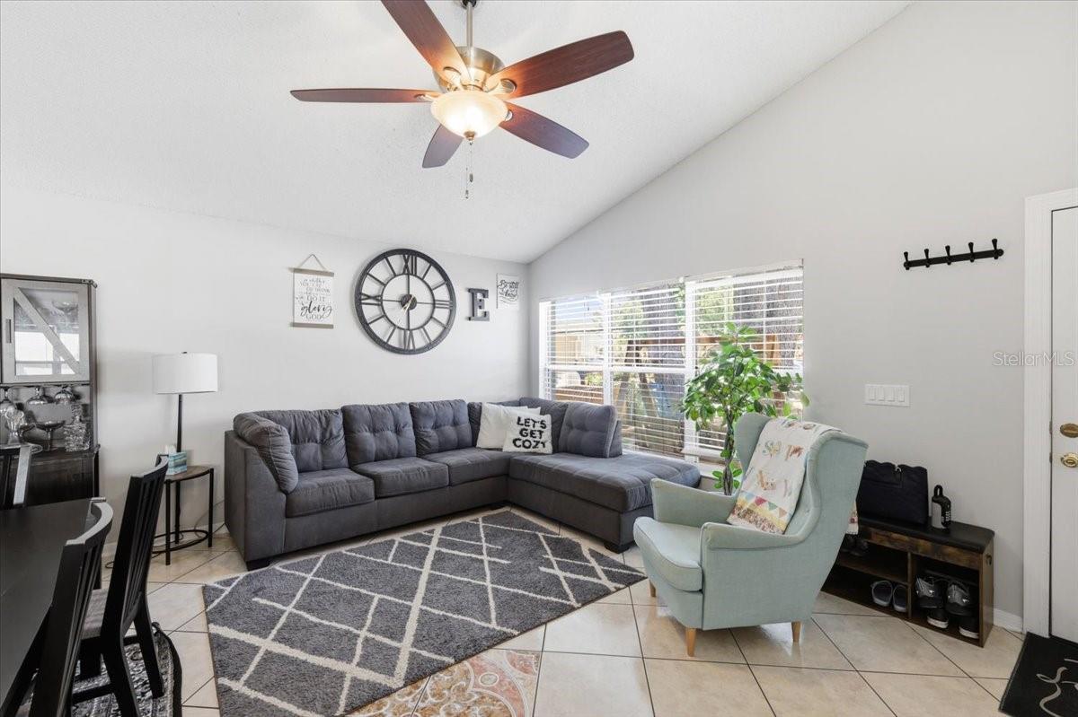 342 WINDFORD CT, WINTER GARDEN, FL, 34787
