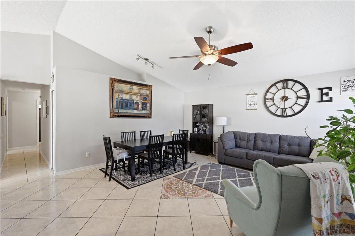 342 WINDFORD CT, WINTER GARDEN, FL, 34787