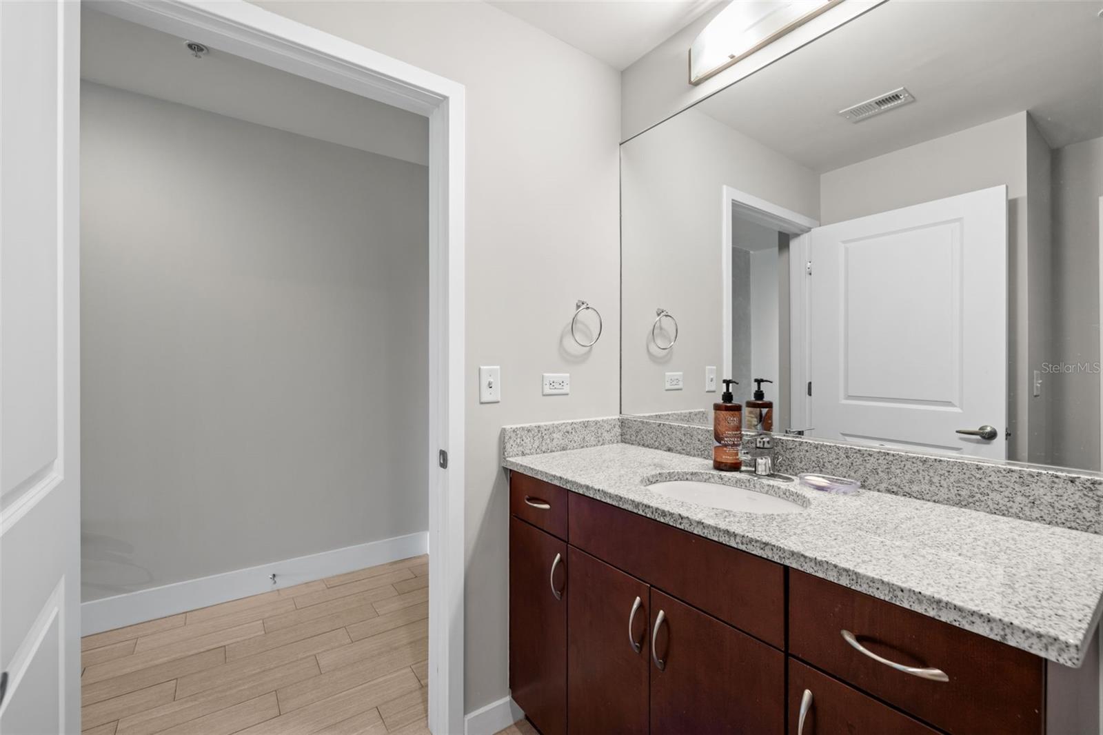 777 N ASHLEY DR #1208, TAMPA, FL, 33602
