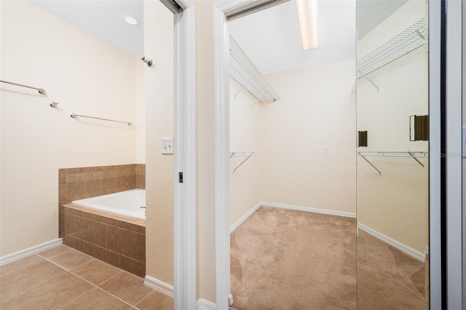 12837 NW 12TH RD, NEWBERRY, FL, 32669