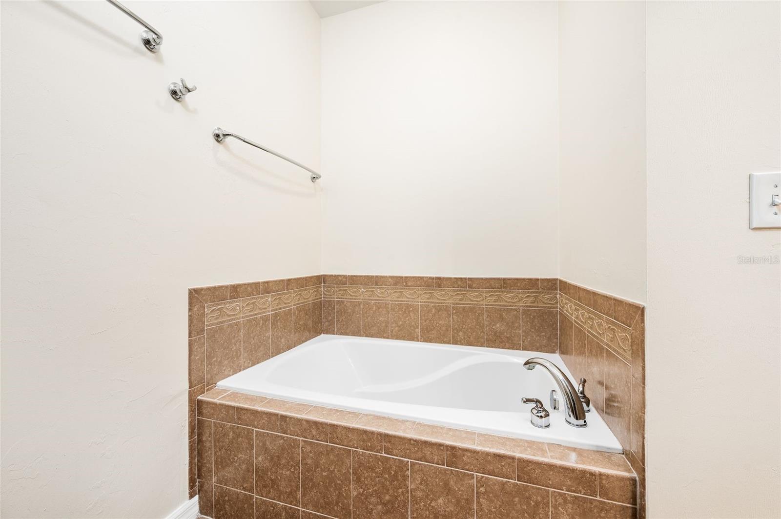 12837 NW 12TH RD, NEWBERRY, FL, 32669