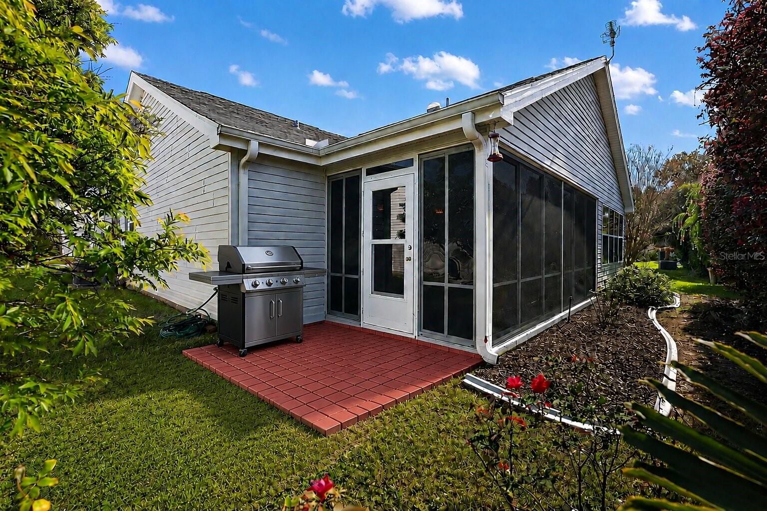 806 SAN SALVADOR DR, LADY LAKE, FL, 32159