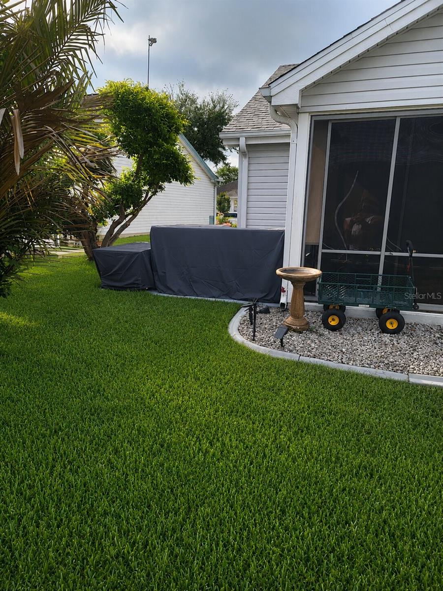 806 SAN SALVADOR DR, LADY LAKE, FL, 32159