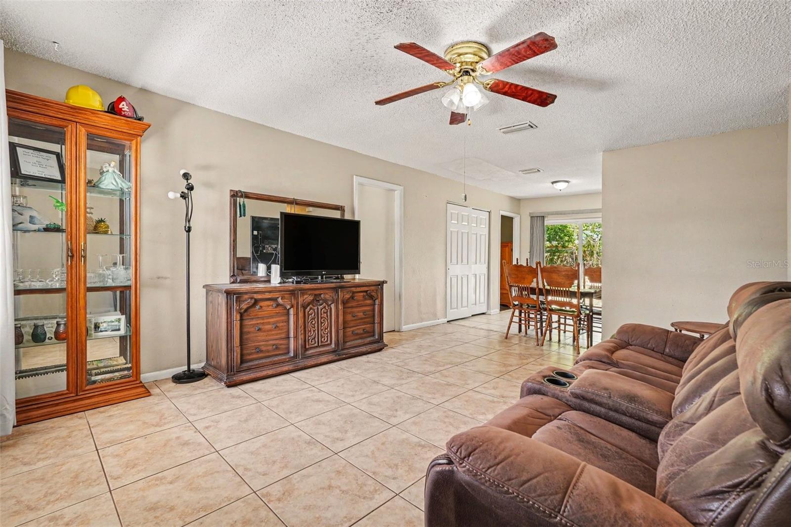 10108 ALAMBRA AVE, TAMPA, FL, 33619