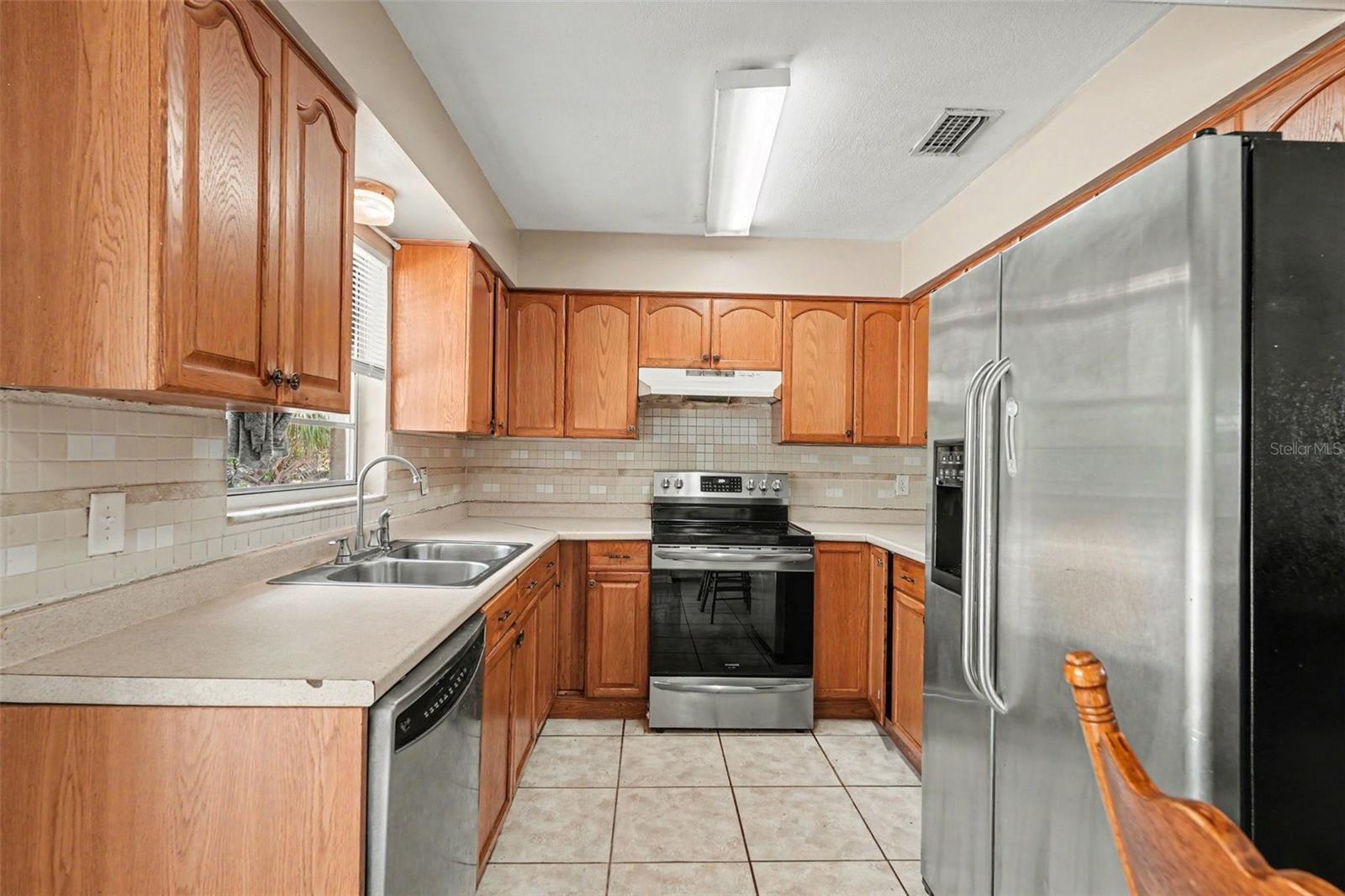 10108 ALAMBRA AVE, TAMPA, FL, 33619