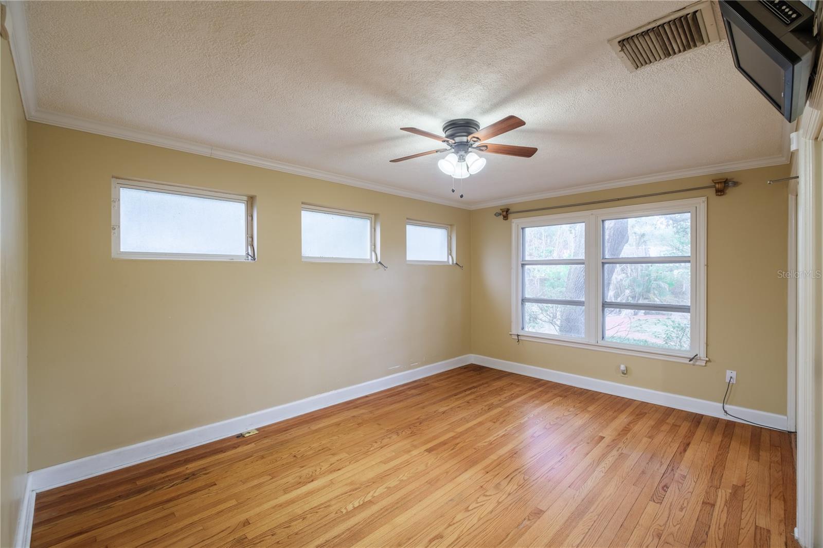 4 E HARVARD ST, ORLANDO, FL, 32804