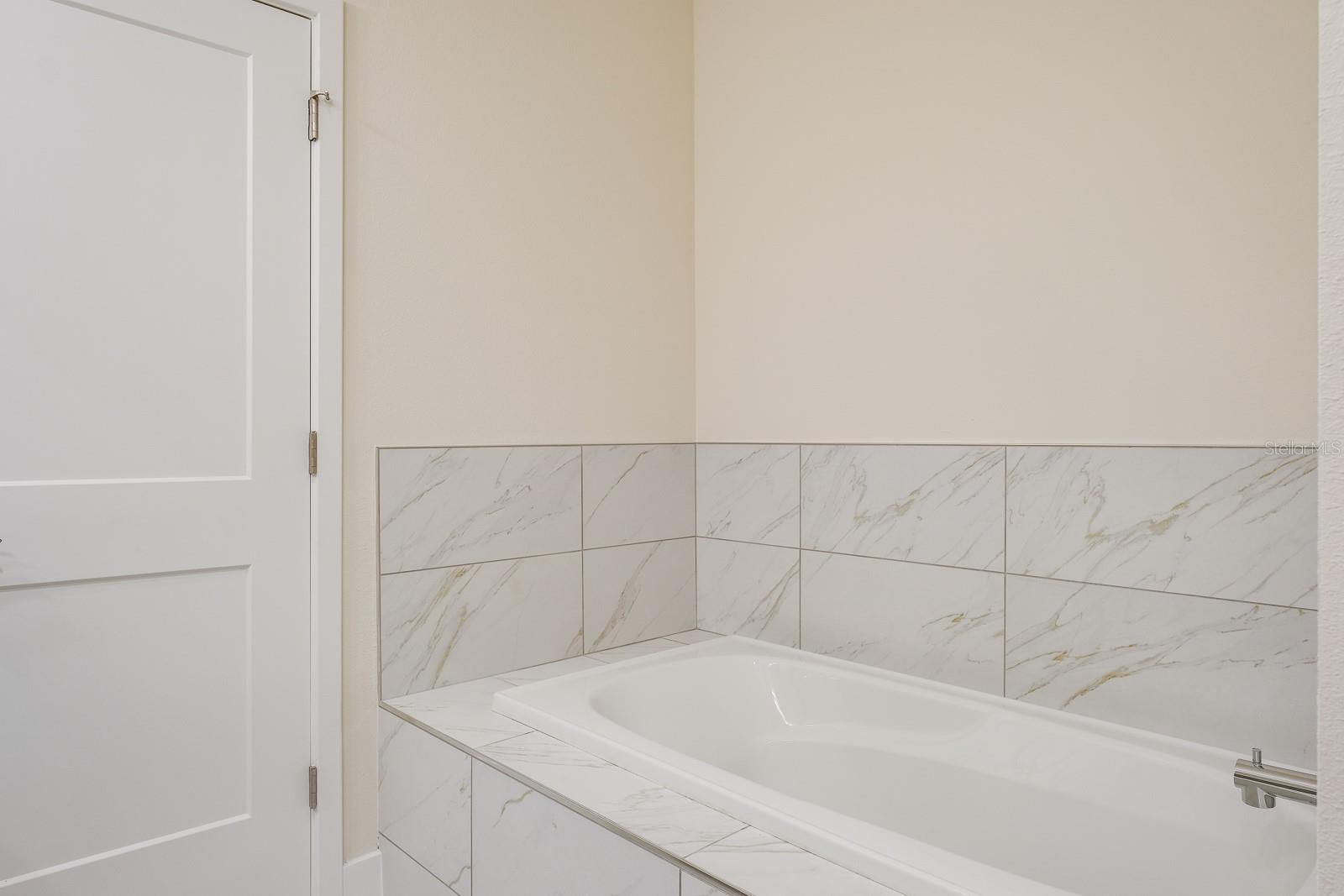 408 FINN WAY, DUNEDIN, FL, 34698