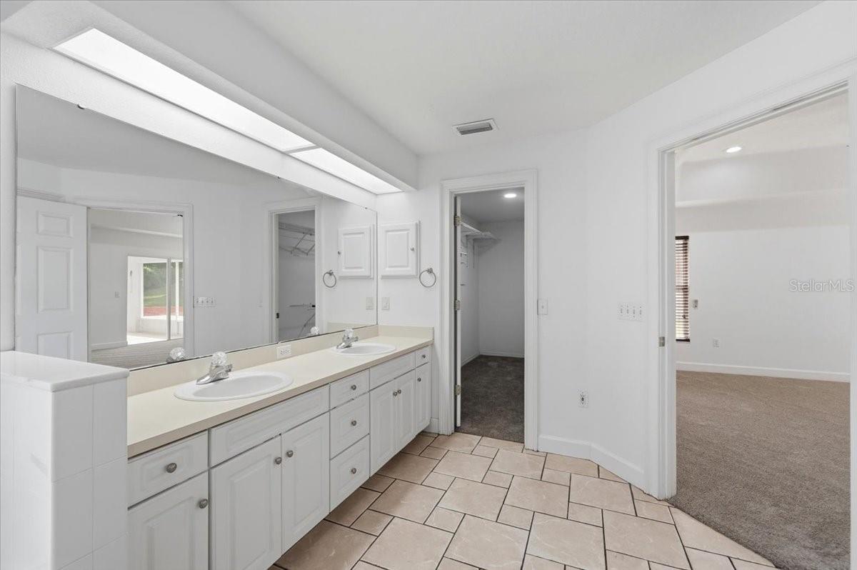 5628 WOODWIND HILLS DR, LAKELAND, FL, 33812
