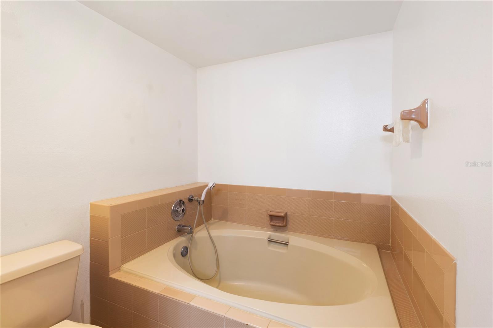 2651 MICHAEL PL #104, DUNEDIN, FL, 34698