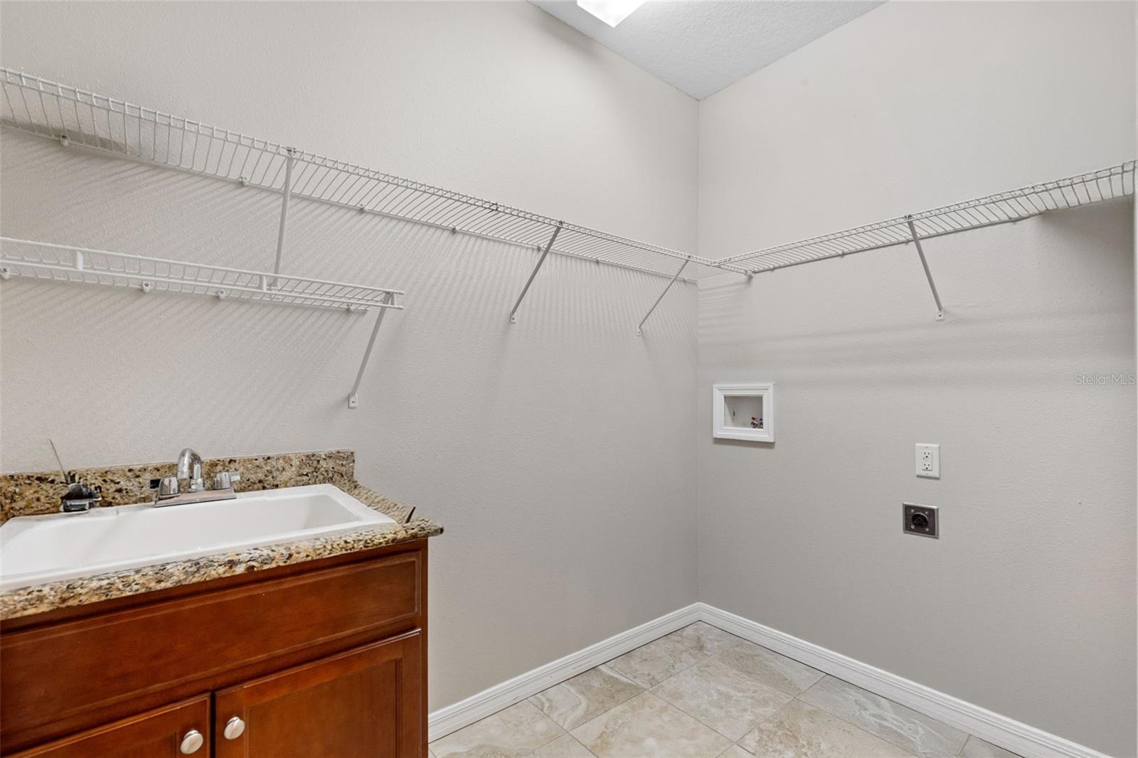 1372 RISERVA LN, PALM HARBOR, FL, 34683