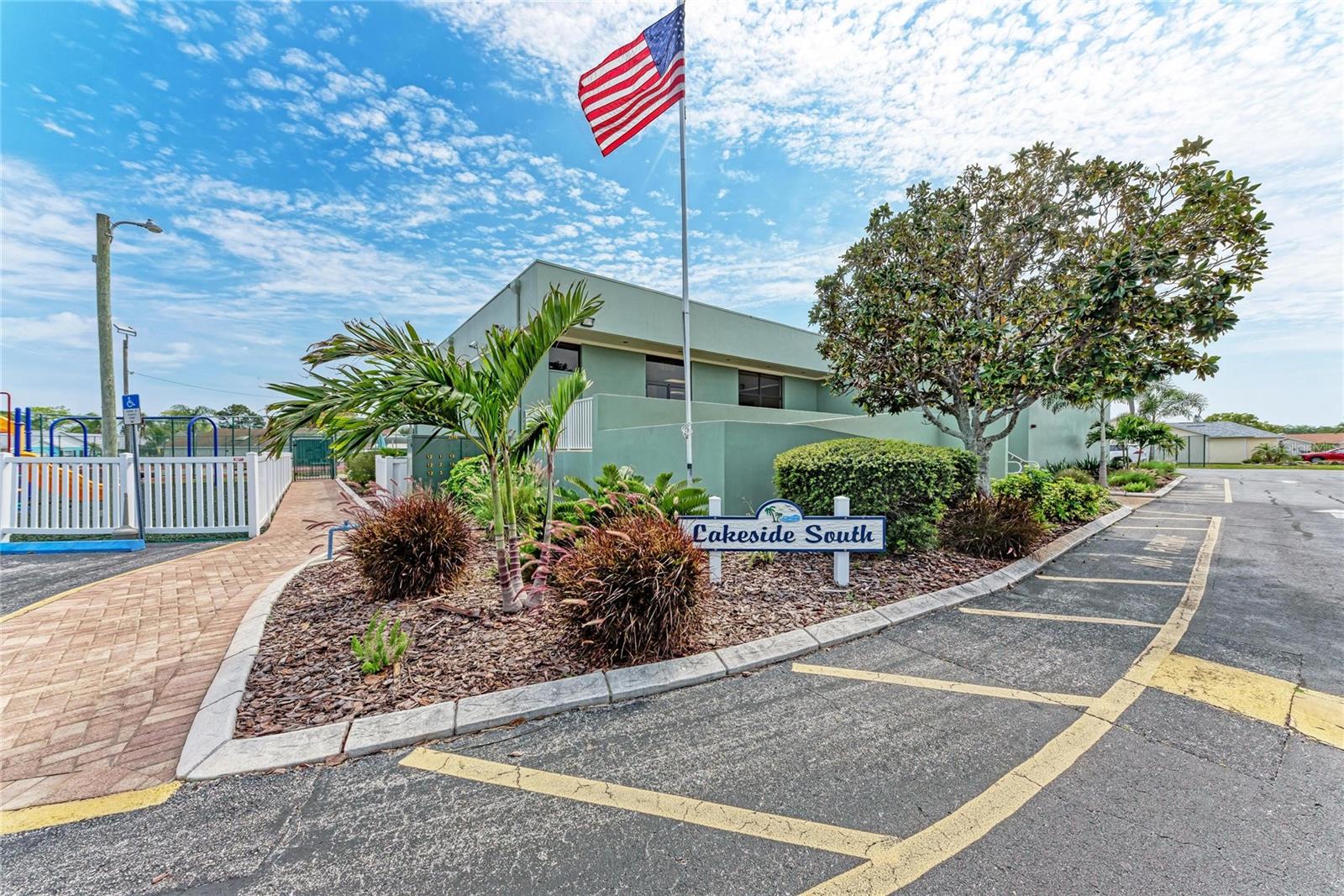 4110 39TH AVE W, BRADENTON, FL, 34205