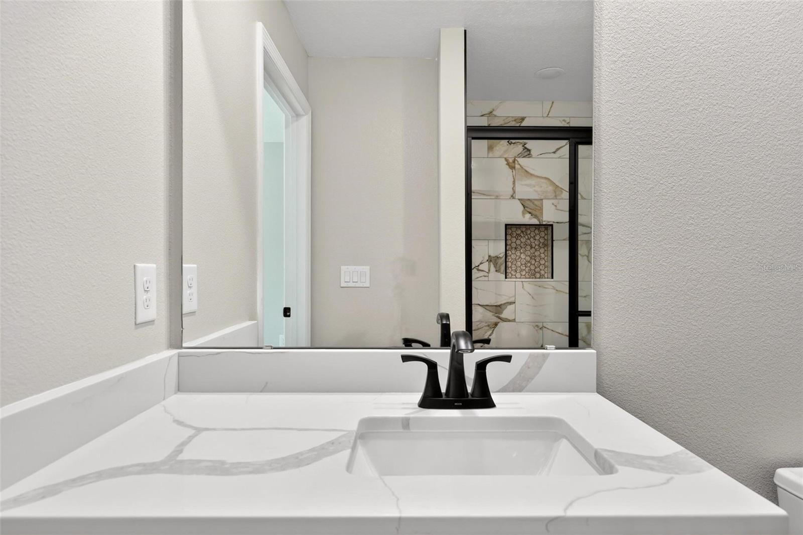 32635 VISTA AVE, LEESBURG, FL, 34788