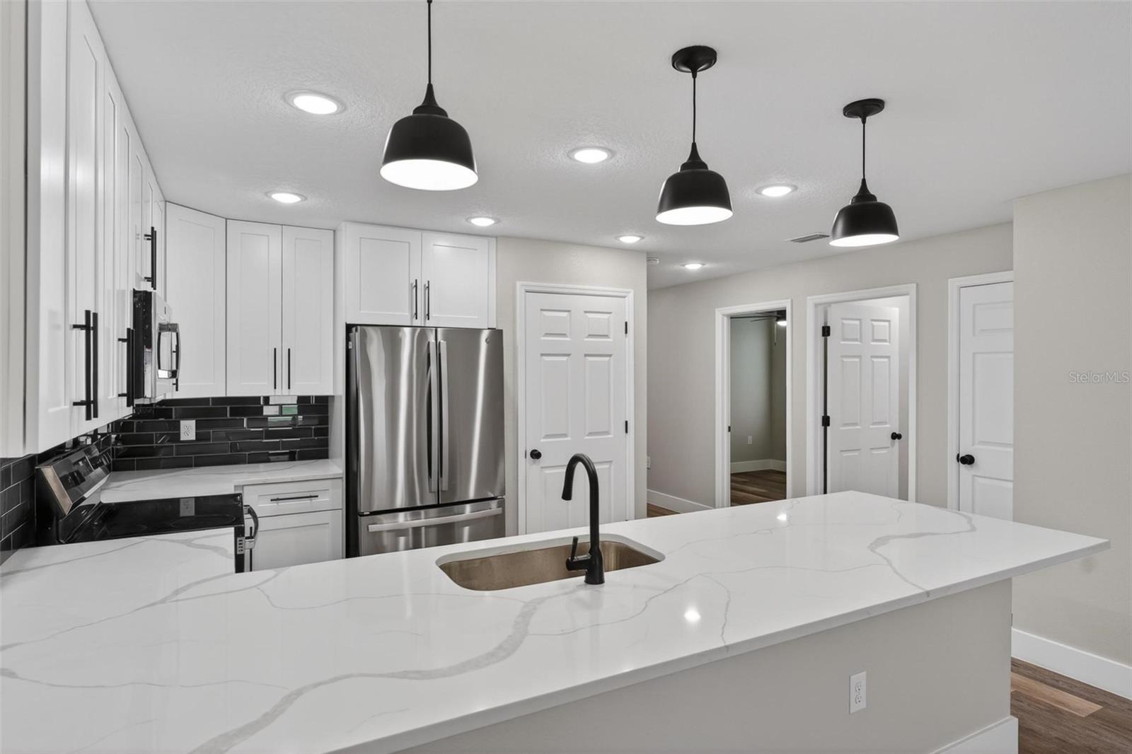 32635 VISTA AVE, LEESBURG, FL, 34788