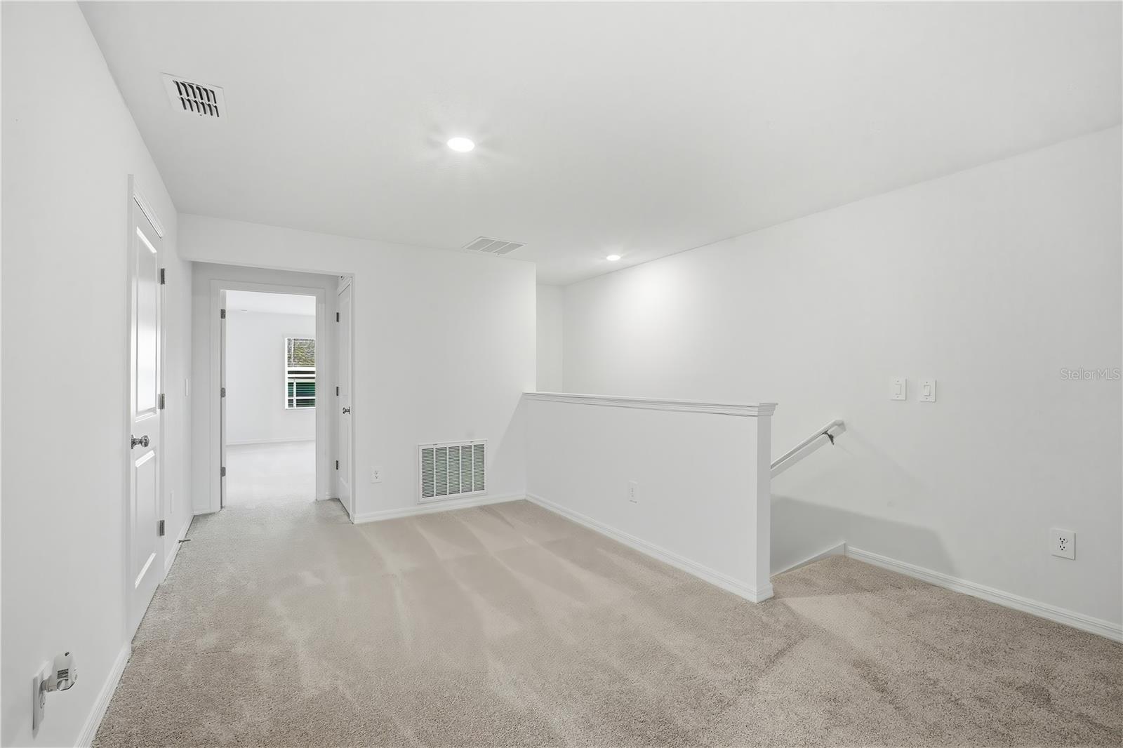 9864 ALLENDALE ST, WESLEY CHAPEL, FL, 33545
