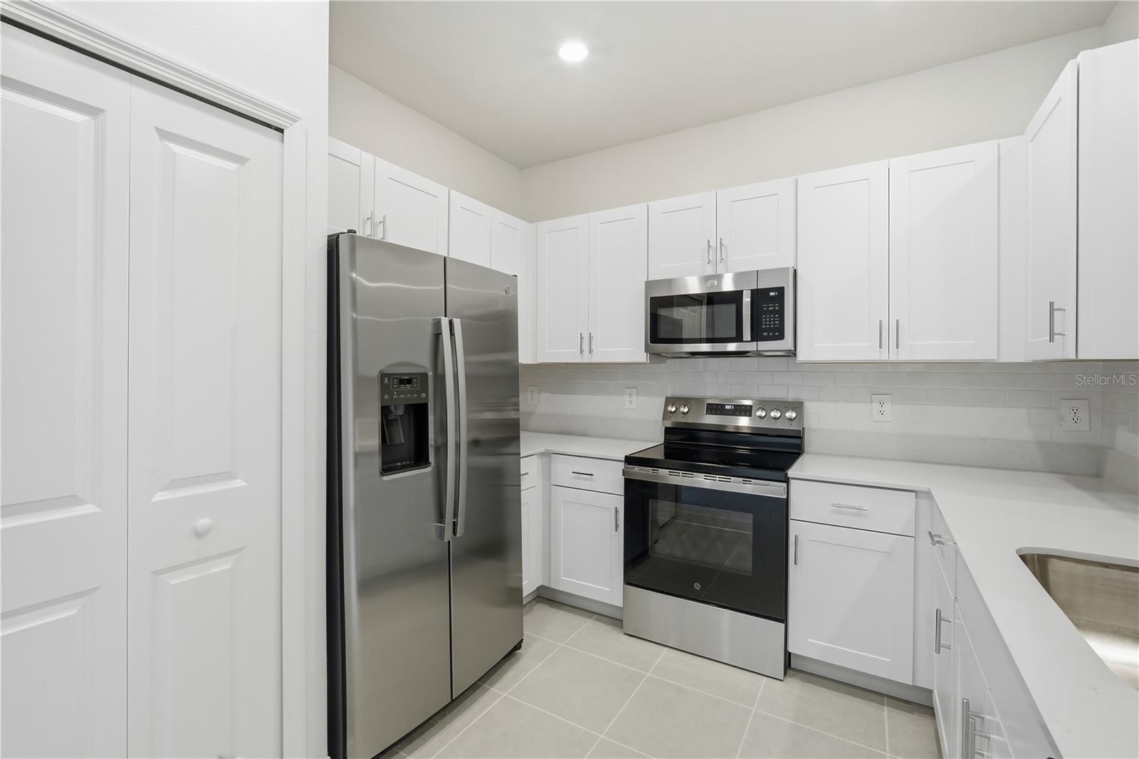 9864 ALLENDALE ST, WESLEY CHAPEL, FL, 33545