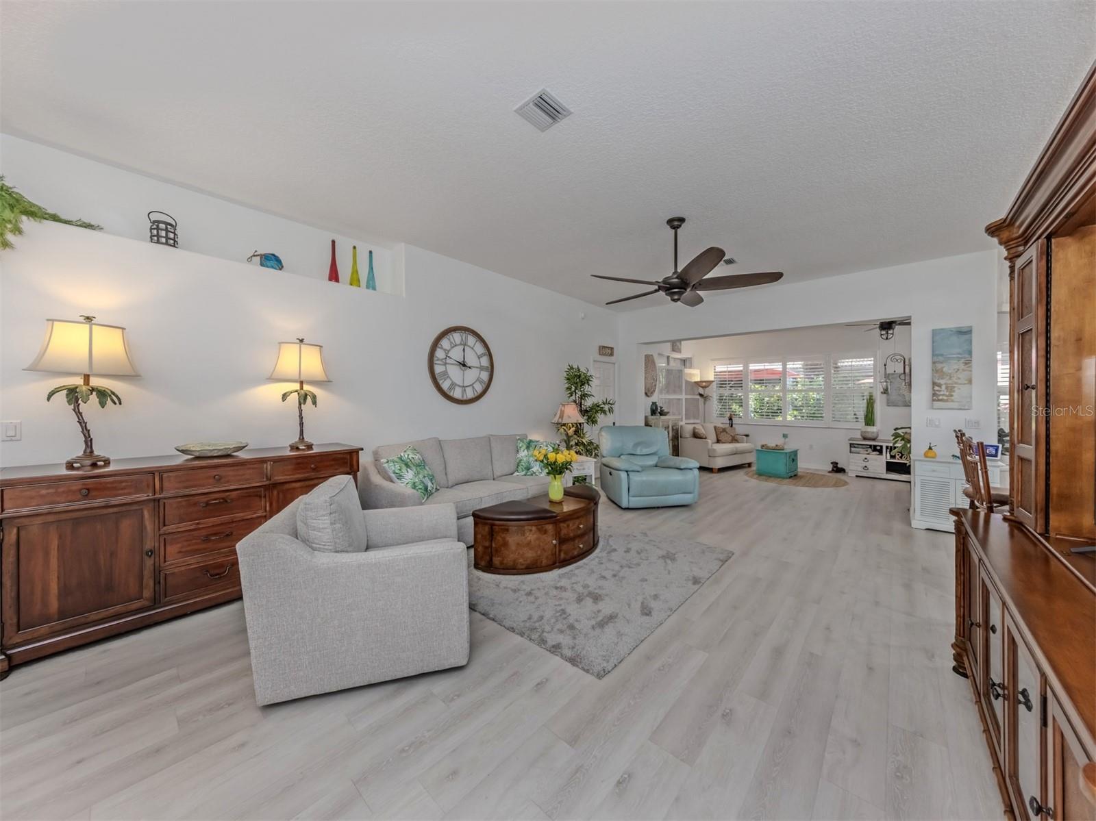 1102 SOUTHLAKE CT, VENICE, FL, 34285
