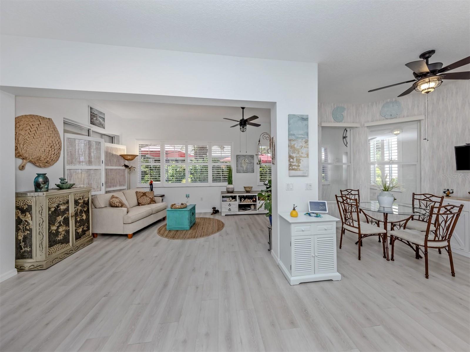 1102 SOUTHLAKE CT, VENICE, FL, 34285