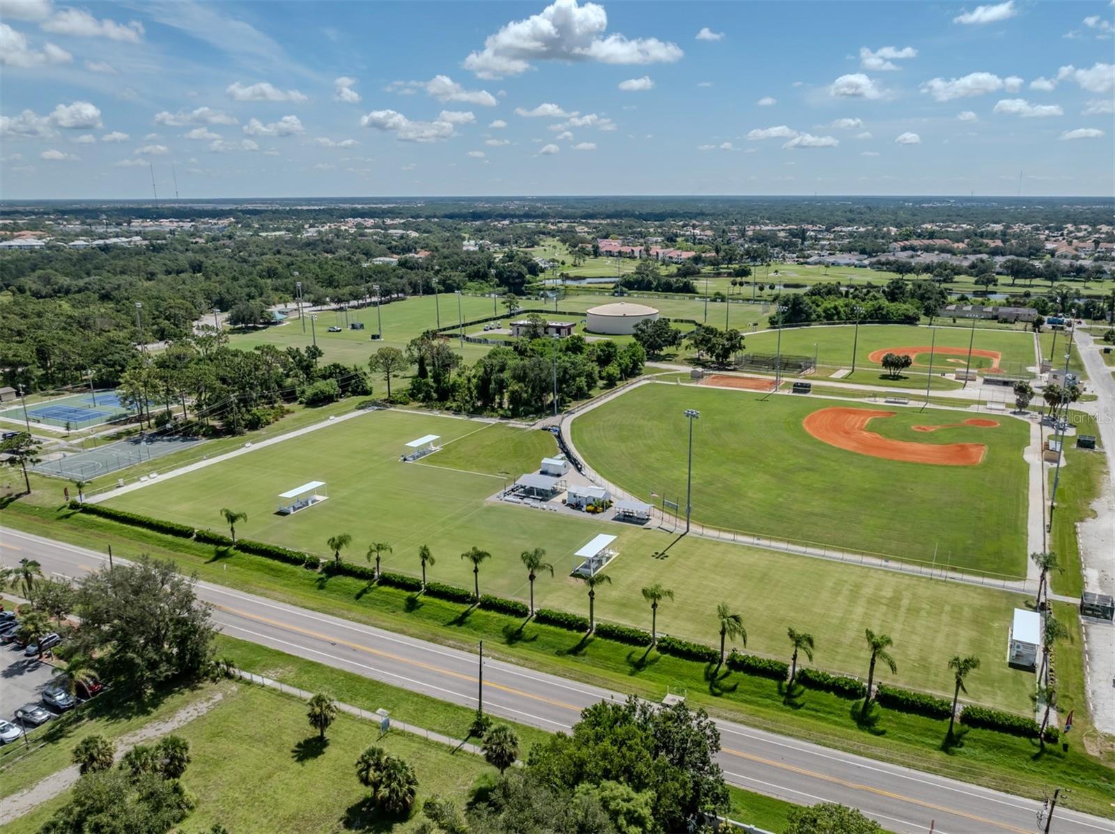 1102 SOUTHLAKE CT, VENICE, FL, 34285