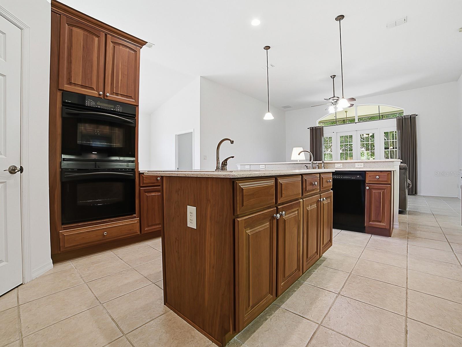 5106 CHANTICLEER DR, LEESBURG, FL, 34748