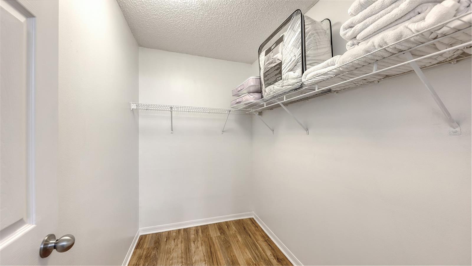 5001 BARALDI CIR #22-202, SARASOTA, FL, 34235