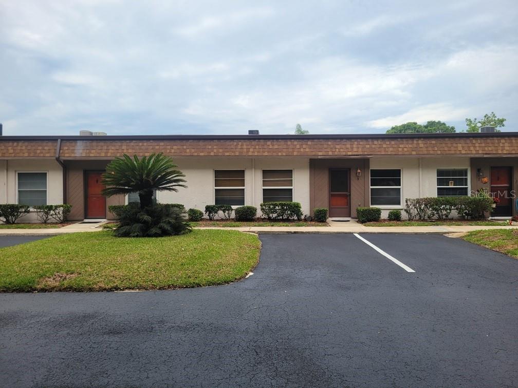 6141 CHESHAM DR #8, NEW PORT RICHEY, FL, 34653