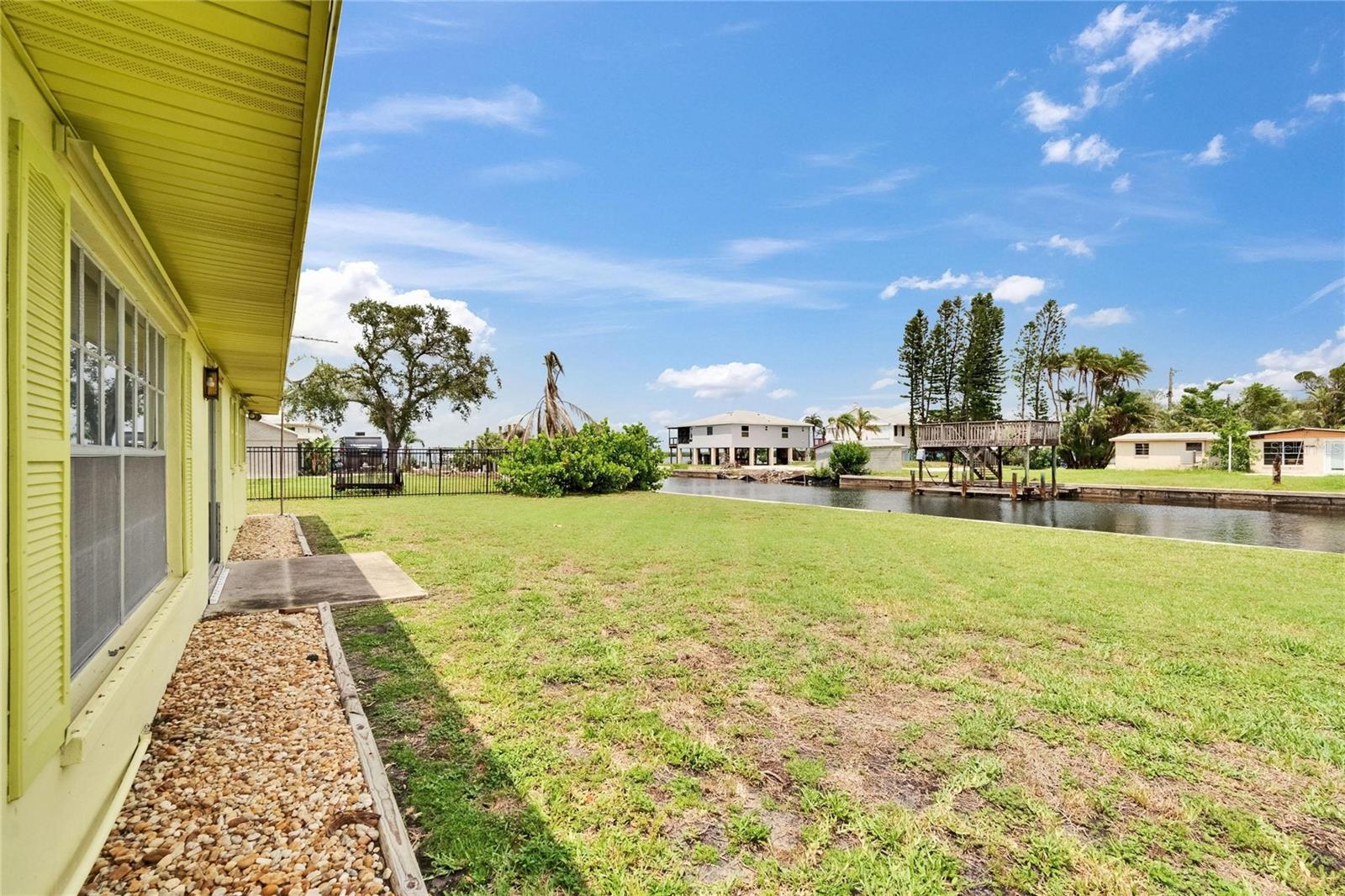 814 SEABREEZE DR, RUSKIN, FL, 33570