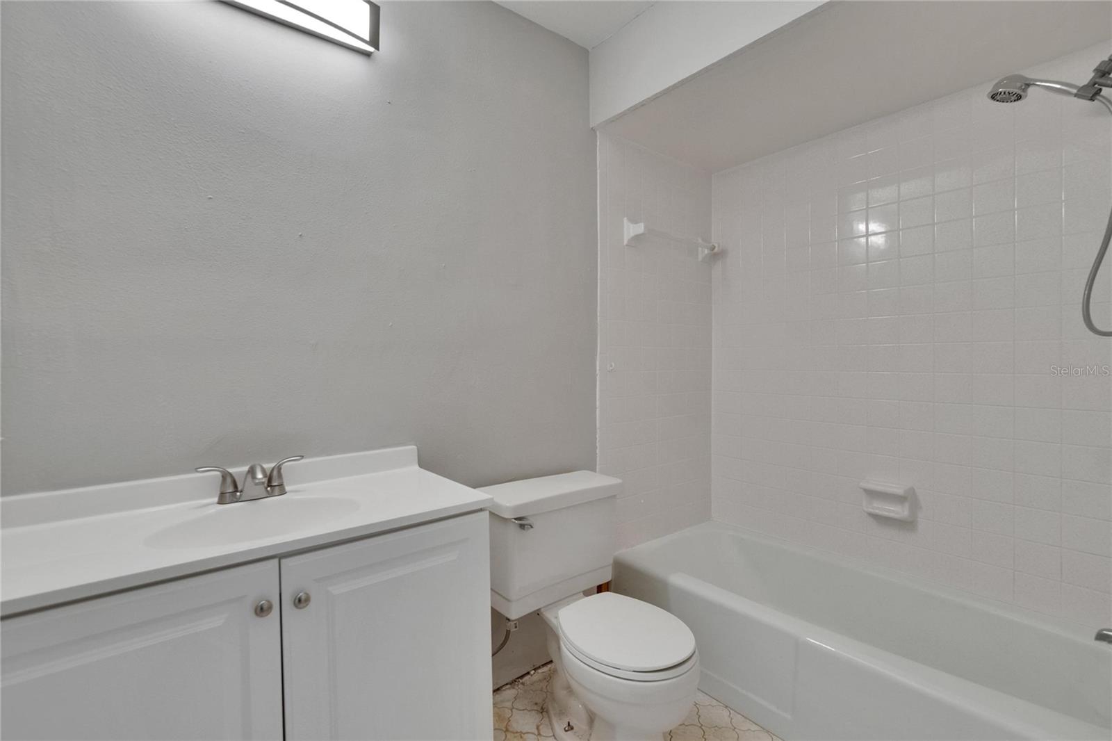 814 SEABREEZE DR, RUSKIN, FL, 33570