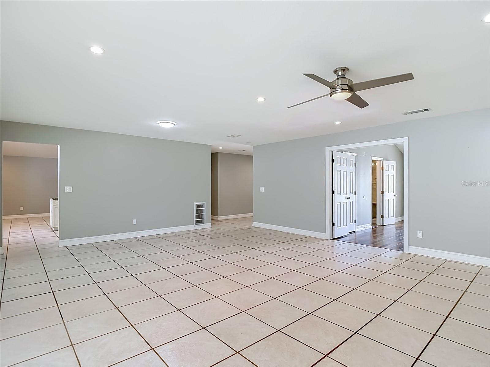16206 FANTASIA DR, TAMPA, FL, 33624