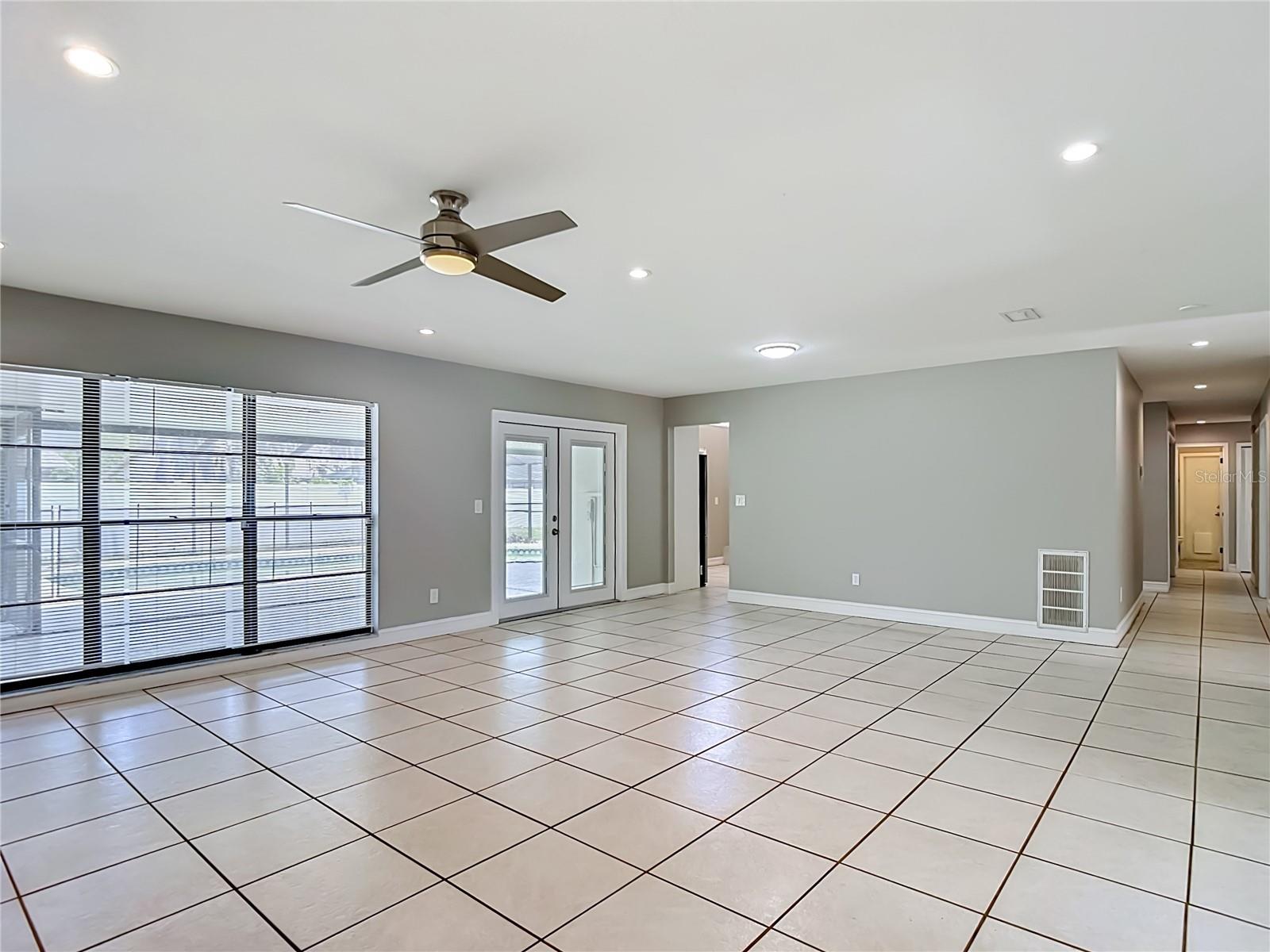 16206 FANTASIA DR, TAMPA, FL, 33624
