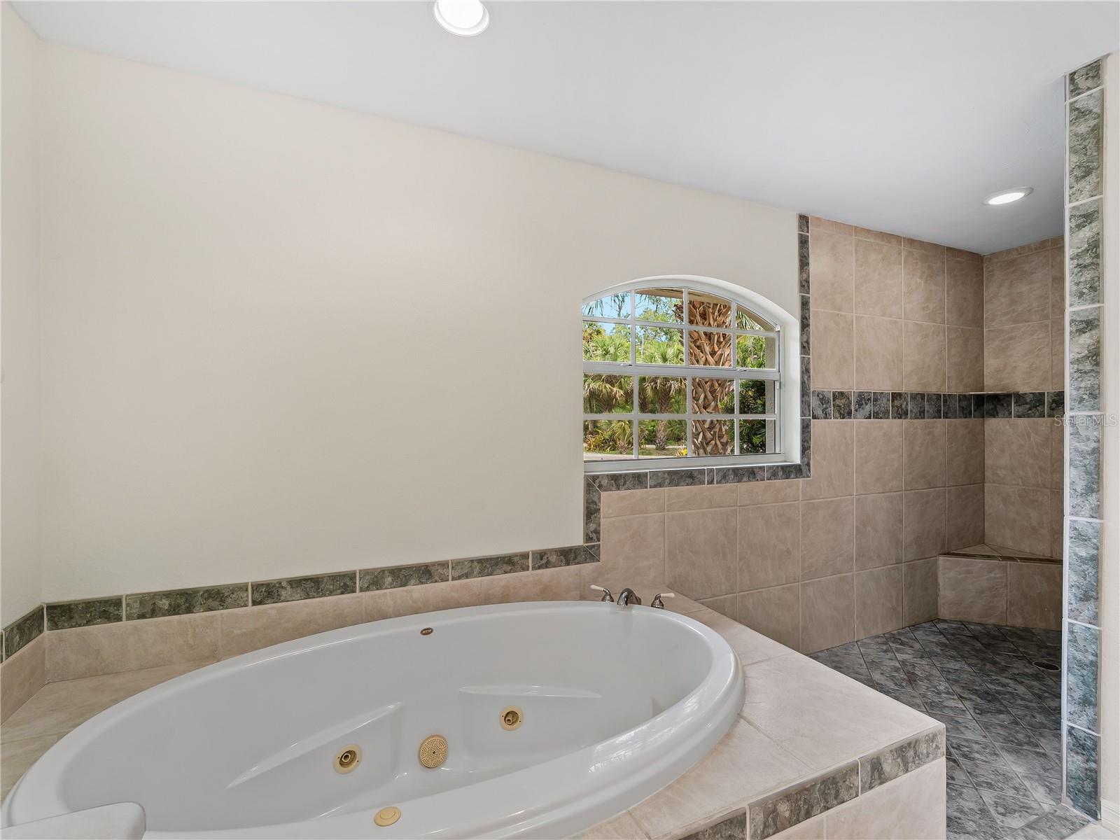 13505 WILD CITRUS RD, SARASOTA, FL, 34240