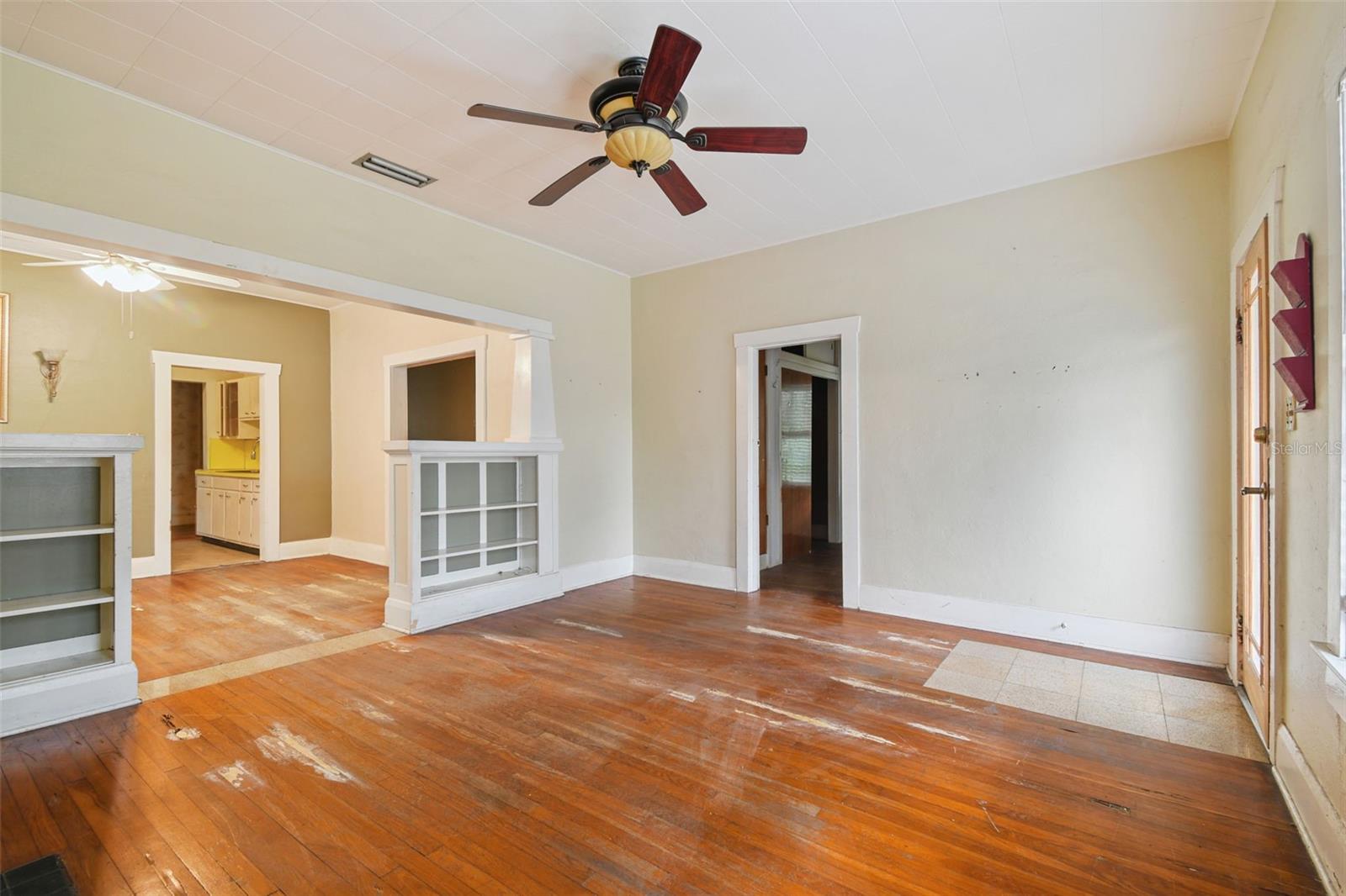 702 W VIRGINIA AVE, TAMPA, FL, 33603