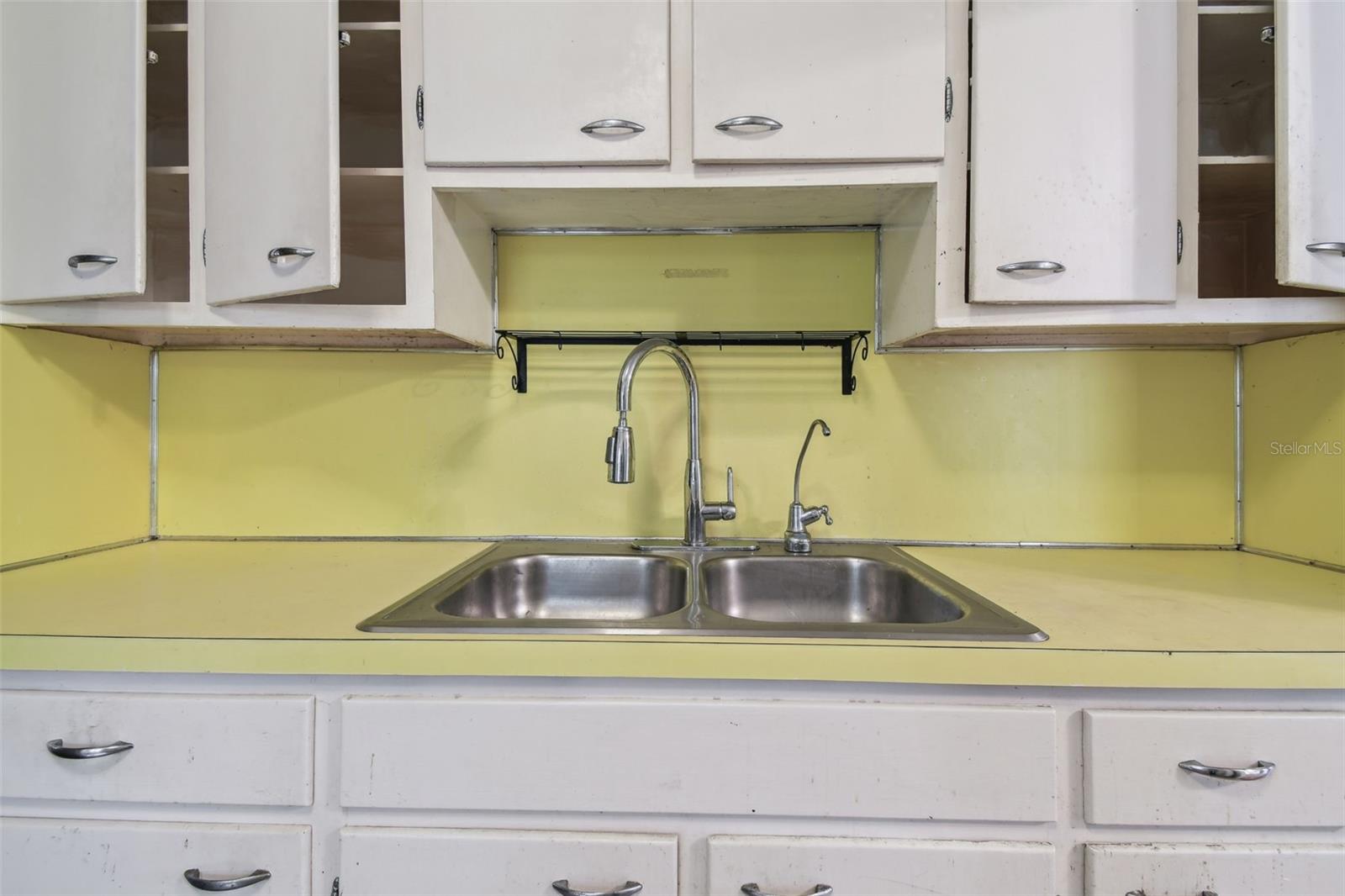 702 W VIRGINIA AVE, TAMPA, FL, 33603