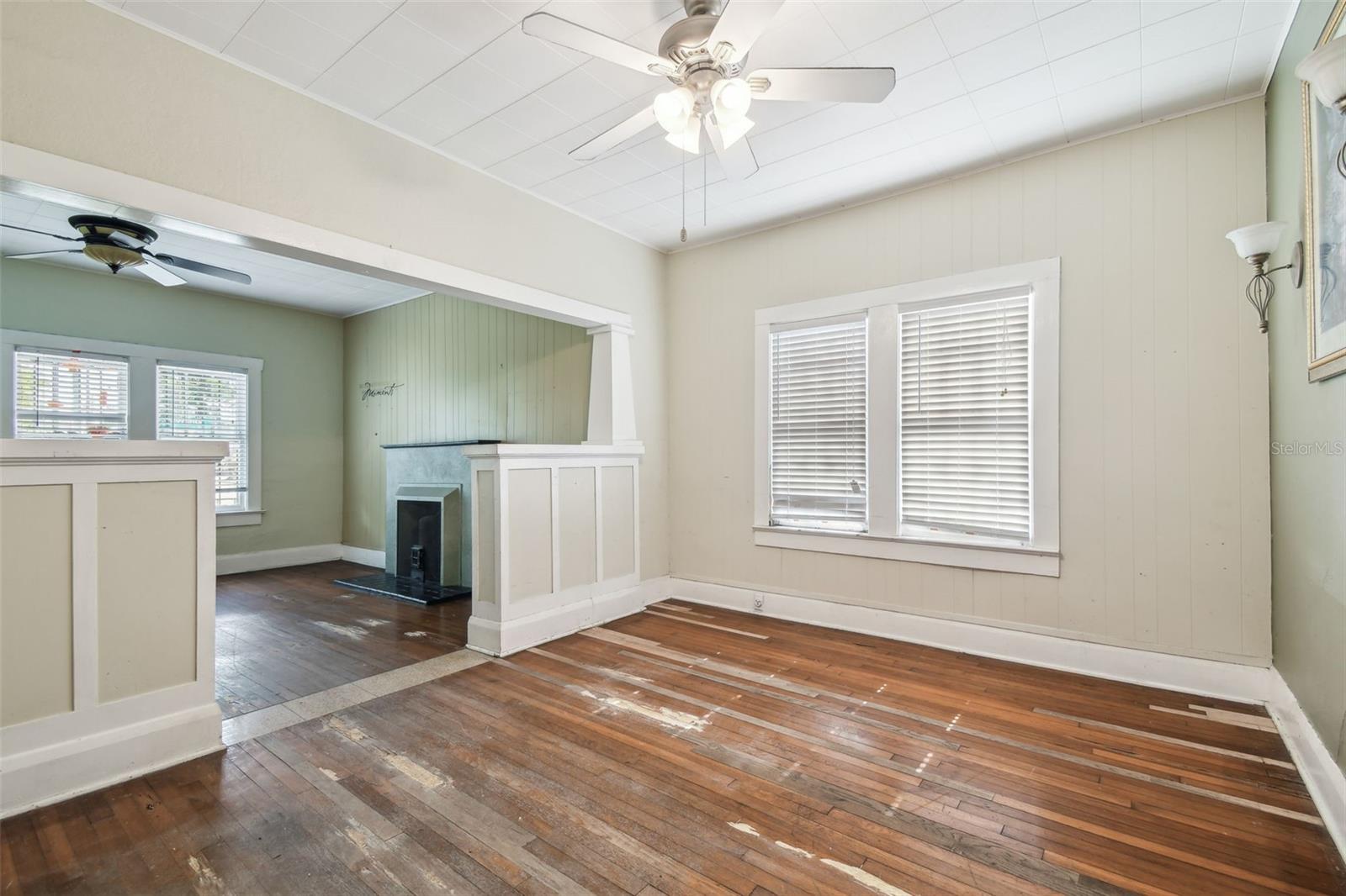 702 W VIRGINIA AVE, TAMPA, FL, 33603