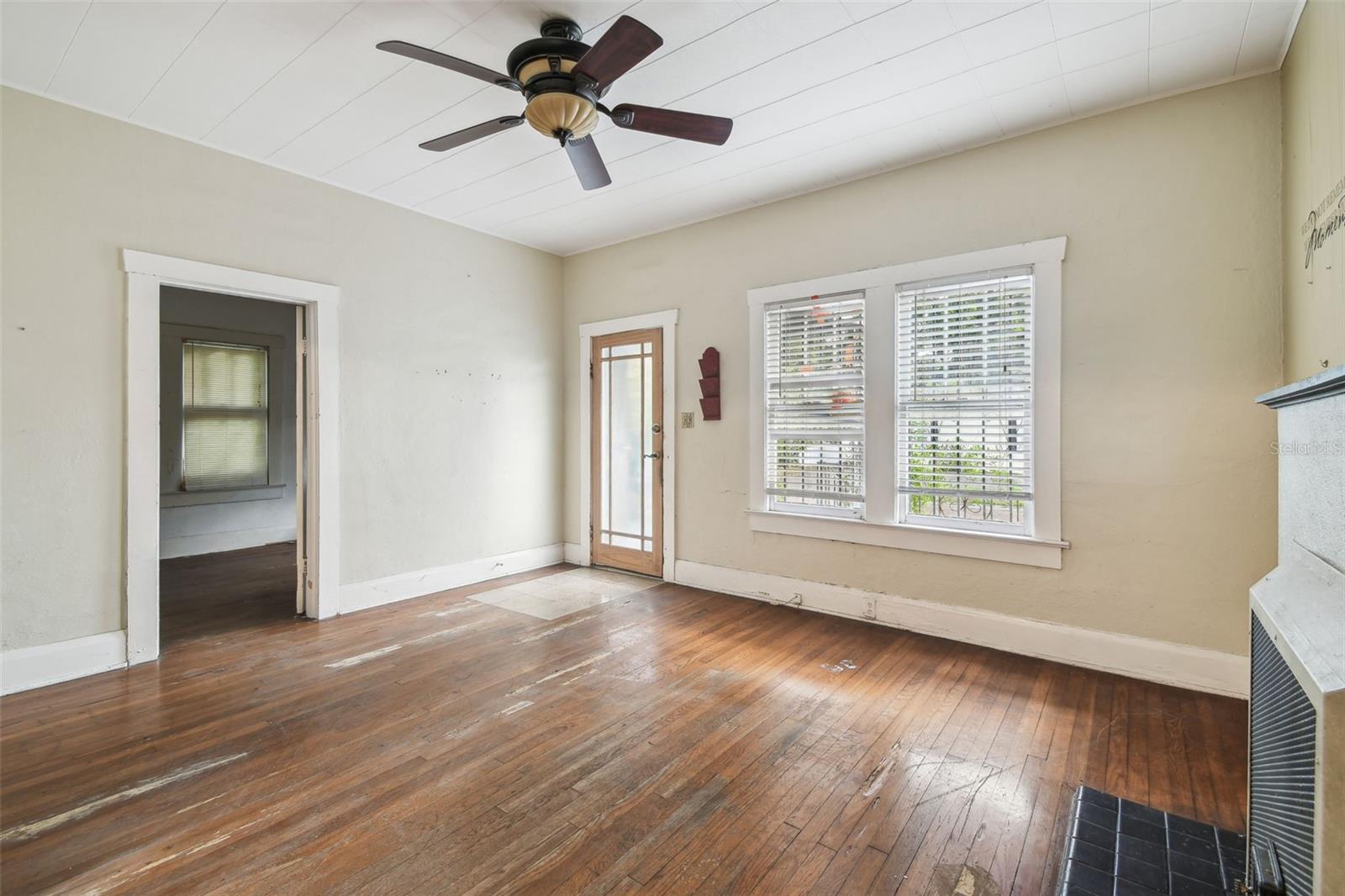702 W VIRGINIA AVE, TAMPA, FL, 33603