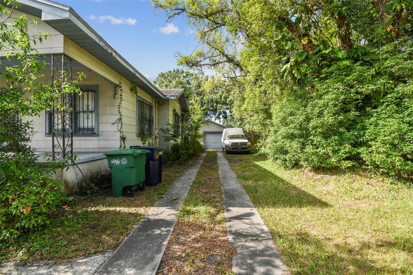 702 W VIRGINIA AVE, TAMPA, FL, 33603