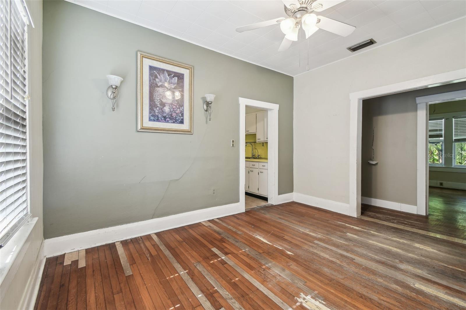 702 W VIRGINIA AVE, TAMPA, FL, 33603