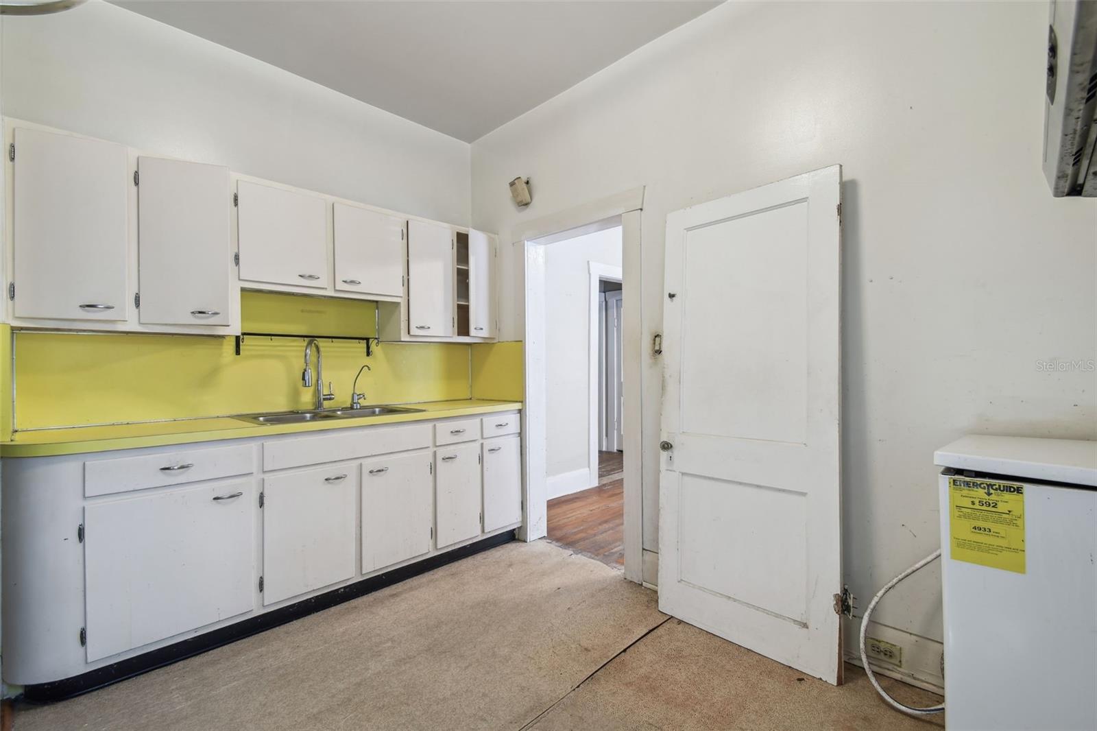 702 W VIRGINIA AVE, TAMPA, FL, 33603